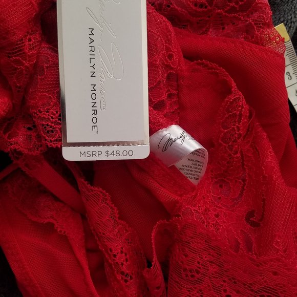 NWT MARILYN MONROE Crimson Red Deep V-neck Lace Bodysuit. - Picture 8 of 8